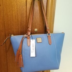 Dooney and Bourke Maxine Tote.. pretty blue pebble leather!
